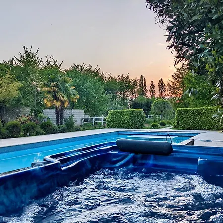 Homestay Domaine Chapelle *